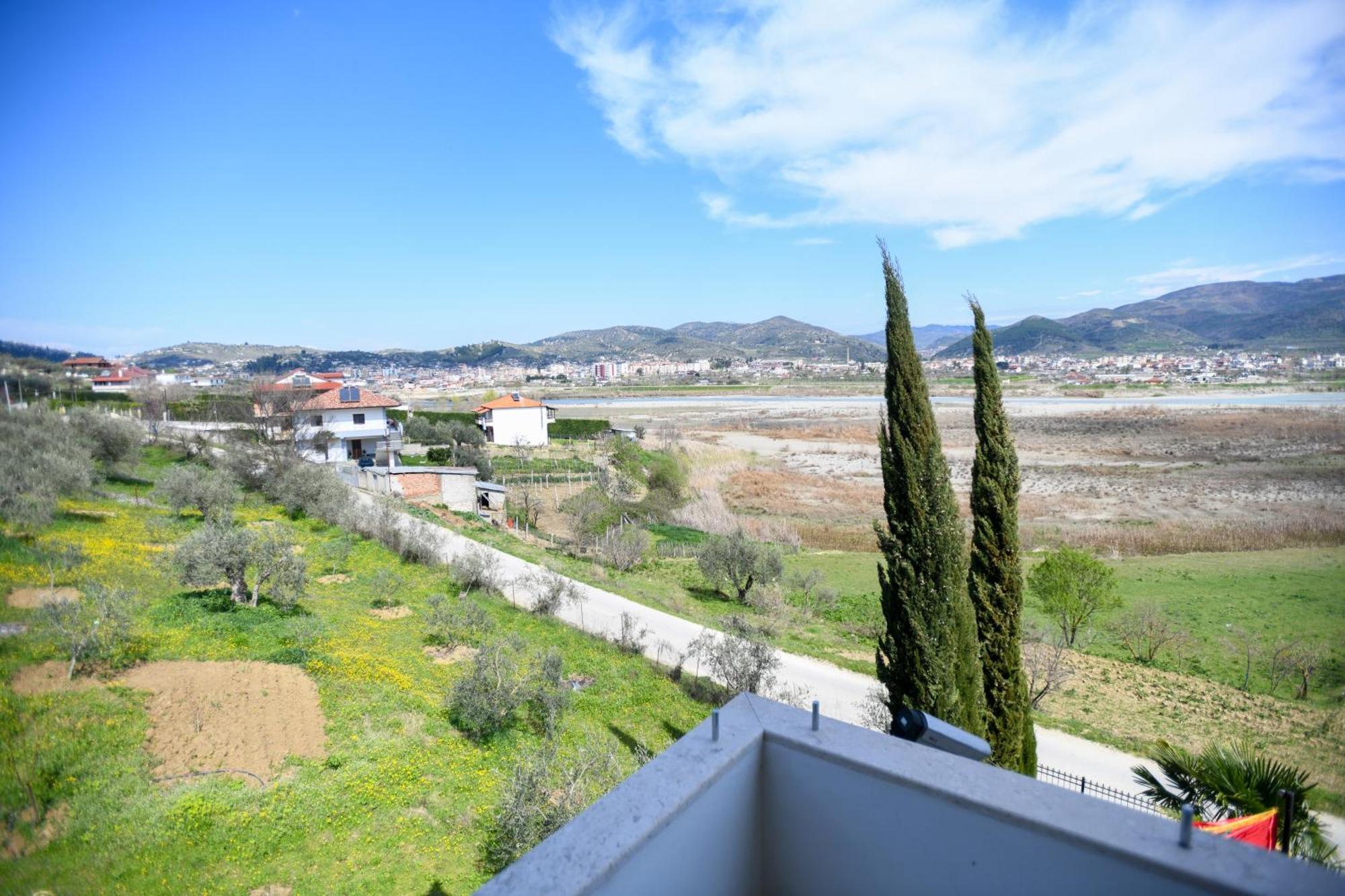 Villa Solitude Berat Exterior photo
